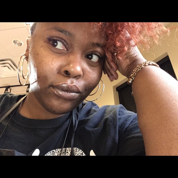 Meet your Posher, Thyra - Picture 1 of 1